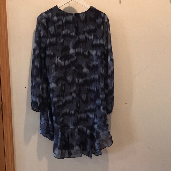 BCBG Maxazria Crepe Lined Dress - Picture 2 of 8